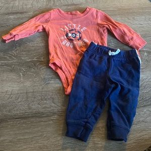 6 month, 2-piece outfit, Carter’s